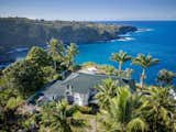  Photo 5 of 5 in Former Vacation Destination “Cliff’s Edge” in Hawaii Lists for $3.9M by CompassCa
