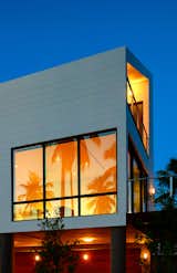 Wonderful wrap around glass to capture all the oceanfront views