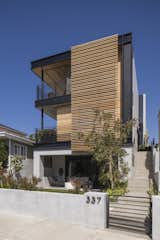 Exterior, Flat RoofLine, and House Building Type  Photo 6 of 25 in 16th St by LMD Architecture Studio