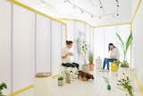With carefully selected polycarbonate panels as partitions and screens, natural light diffuses to create a well lit indoor space.