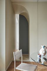 Two Outdated Flats Become One ’80s-Inspired Apartment in Milan - Photo 5 of 15 - 