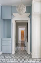 A Family’s Milanese Apartment Is Reimagined With Miles of Tiles - Photo 13 of 15 - 