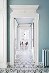 A Family’s Milanese Apartment Is Reimagined With Miles of Tiles - Photo 9 of 15 - 