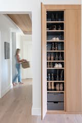 Flush Closet Foyer Wall