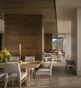 Dining Room Maui Penthouse   Photo 4 of 13 in Maui Penthouse by Kor Architects