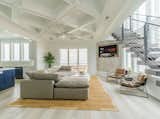 Bright living room 