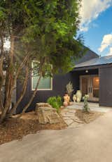 Exterior, Entrway