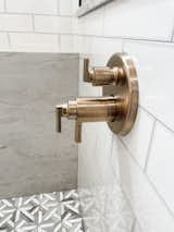 Champagne bronze faucet valve