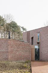 Exterior, House Building Type, Wood Siding Material, Flat RoofLine, Brick Siding Material, Green Roof Material, and Glass Siding Material  Photo 14 of 15 in House Hh by a2o architecten