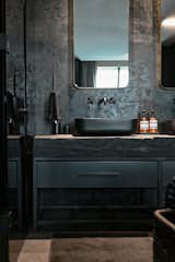 Bedroom sink detail