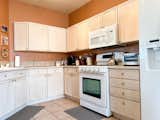 Dated and ordinary needed a kitchen for a chef, I love to cook. 