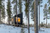 A Net-Zero Micro Cabin in Colorado Makes a Big Statement About Construction Waste