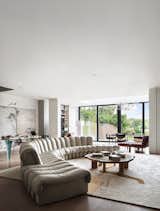 Living Room  Photo 5 of 26 in Shenzhen Lakeside Villa by Meile Zhu