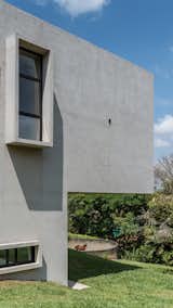 Exterior, House Building Type, and Concrete Siding Material  Photo 10 of 42 in The DV house by Velez Valencia Arquitectos