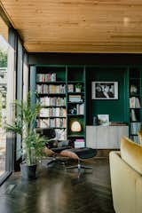 Built-in living room bookshelf