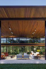 MLA House / Jacobsen Arquitetura