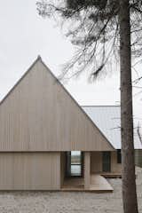 Exterior, Gable RoofLine, Wood Siding Material, Metal Roof Material, and House Building Type  Photo 2 of 42 in Résidence du Rang Ste-Mathilde by Jérôme Lapierre Architecte