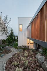 Exterior and House Building Type  Photo 20 of 23 in Villa in Budapest by Luca Mudry
