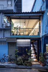  Photo 16 of 20 in Khlongsan Studio by Everydayarchitect Designstudio