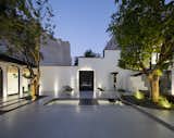INSPIRATION :
Since this project is the renovation of a residential building with a history of 110 years, an effort has been made to maintain the values of the old building and create a peaceful dialogue between the past & now