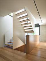 Floating stair
