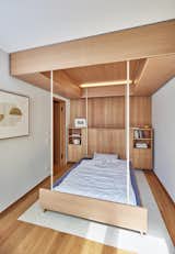 A significant innovation lies in the advanced robotic furniture system, produced by a San Francisco-based startup, installed in this versatile area. Consisting of a ceiling-mounted bed, integrated storage, and a customized office desk...