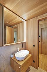 The Guest bathroom – The design concept is consistently implemented in all areas of the apartment.