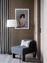 Walls covered with sisal wallpaper by Yana Svetlova.