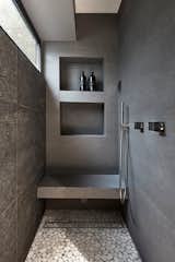  Photo 15 of 27 in What happens when the staircase is located in the center of the apartment? by Laminam - Israel