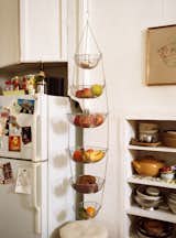 Low Cost DIYs Brought the Couple Behind @Cabagges’s Rental Apartment Kitchen to Life