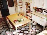 Low Cost DIYs Brought the Couple Behind @Cabagges’s Rental Apartment Kitchen to Life