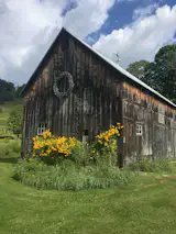 The Home of America’s First Ski Lift Just Slid Onto the Market for $2.4M - Photo 14 of 15 - 
