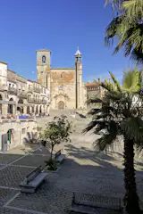For €1.5M, You Can Buy a Converted 16th-Century Church in Spain - Photo 13 of 13 - 