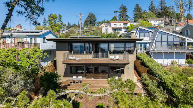 Photo 13 of 15 in Wait Till You See the View From This $2.7M Berkeley ...