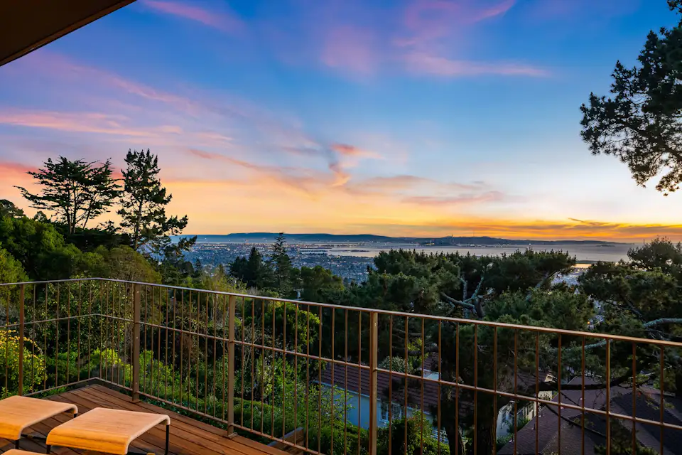 Photo 13 of 15 in Wait Till You See the View From This $2.7M Berkeley ...