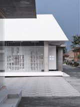 Street view of White Is Good Shop