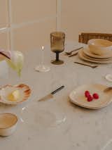 Dining table in Carrara marble (I)