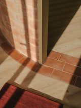 Chamfered corner apartment (II)