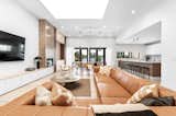 Direct views to the canal and outdoors through L2 House