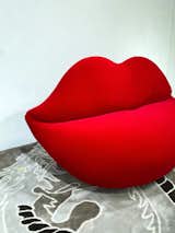 Lips Sofa