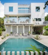 Contemporary Design by Architect Kevan Hoertdoerfer