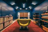 listening room -1