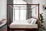 An old fashioned four-poster bed.