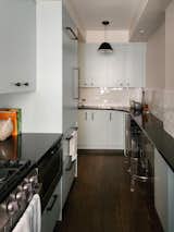 Narrow Manhattan kitchen