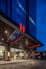 Bosgaurus exterior view