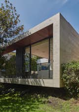 The material palette was renewed to express an elegant and sober character.