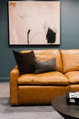 You no longer have to sacrifice style for comfort, the modern recliner offers the ultimate spot to relax at the end of the day, while blending in seamlessly with your already existing style. 