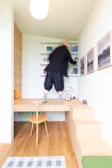 accessing upper shelving