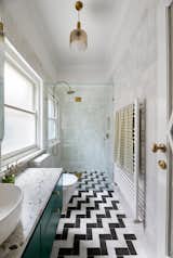 Art Deco House - ensuite