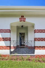 Art Deco House - entry porch